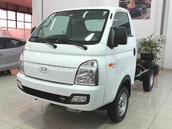 HYUNDAI HR 2.5 TURBO DIESEL CS 4WD MANUAL HYUNDAI HR 2.5 TURBO DIESEL CS 4WD MANUAL